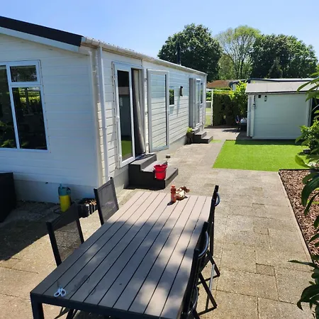 Chalet-frank