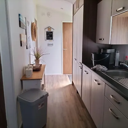 Chalet-frank *